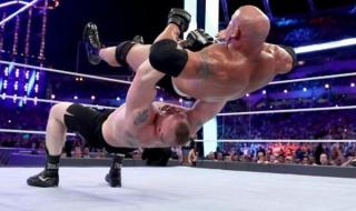 有一次WWE送葬者vs大秀哥,把摔跤台都震跨了,是哪一集 wwe送葬者vs大秀哥