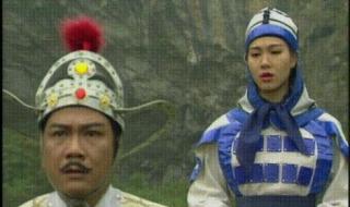 天蚕变之再与天比高结尾中的有段插曲是谁演唱的 天蚕变之在与天比高