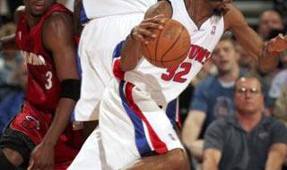 nba2004-2005火箭队球员名单 nba2005年状元是谁